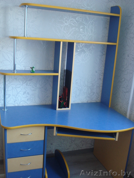 компьютерный стол сине-жёлтый - Изображение #1, Объявление #826465