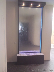 Водопады по стеклу